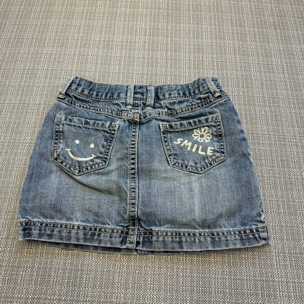 Gymboree Denim Skirt Girls Size 5 Smiley Back Embroidered‎ Adjustable Waist